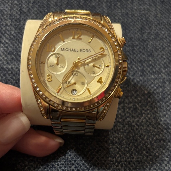 Michael Kors Accessories - Michael Kors Stainless Steel MK5263 Women’s Gold-tone Rhinestone Bevel Watch EUC
